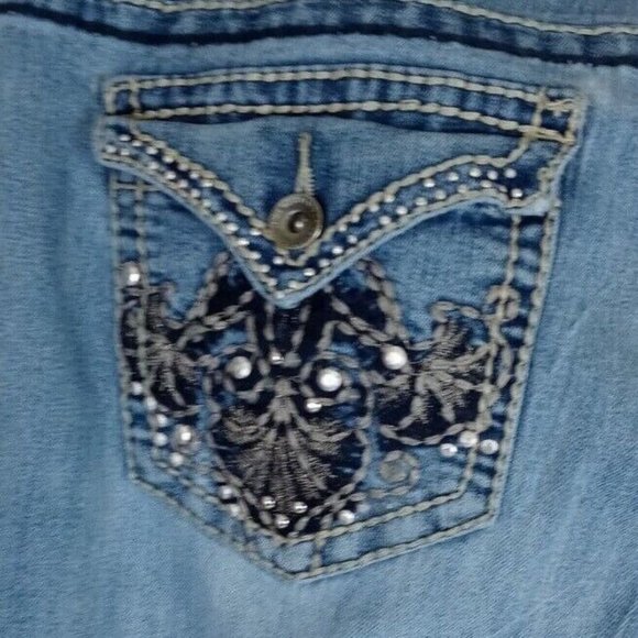 Nine West Metallic Embroidered Thick Stitched Studded Distressed Jeans 14/31 - Picture 3 of 8